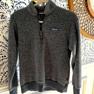 Patagonia Women’s Gray Fleece Quarter Zip Size Small